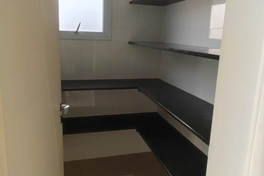 Casa de Condomínio para alugar com 4 quartos, 300m² em Jardim Nova Europa, Campinas