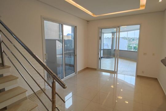 Casa de Condomínio para alugar com 4 quartos, 300m² em Jardim Nova Europa, Campinas