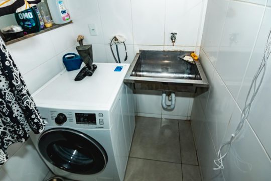 Apartamento à venda com 3 quartos, 77m² em Indaiá, Belo Horizonte