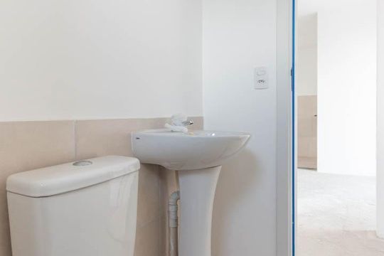 Banheiro de apartamento à venda com 2 quartos, 45m² em Riachuelo, Rio de Janeiro