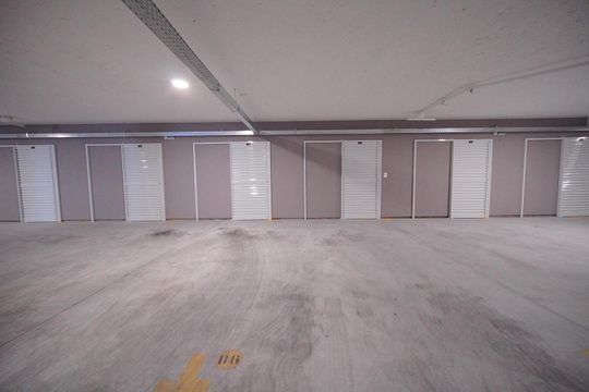 Garagem de apartamento para alugar com 1 quarto, 40m² em Centro, Florianópolis