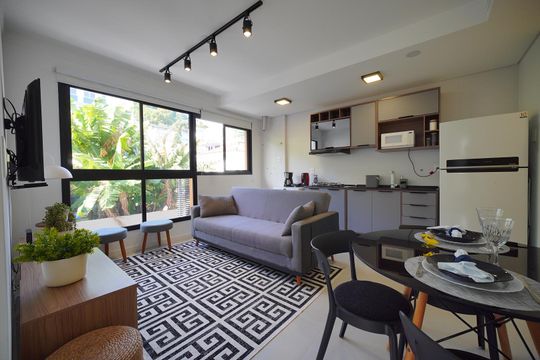 Sala de apartamento para alugar com 1 quarto, 40m² em Centro, Florianópolis