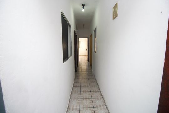 Corredor de casa para alugar com 3 quartos, 100m² em Sítio dos Vianas, Santo André