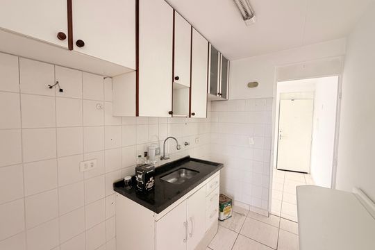 Cozinha de apartamento à venda com 2 quartos, 56m² em Vila Nova Jundiainopolis, Jundiaí