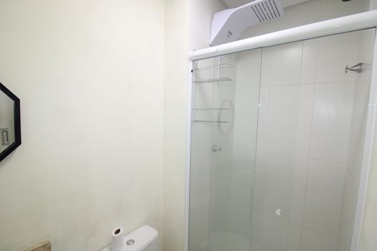 Banheiro de apartamento para alugar com 1 quarto, 25m² em Santana, São Paulo