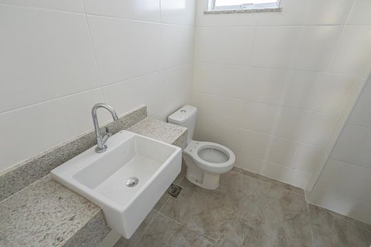 banheiro de apartamento para alugar com 3 quartos, 74m² em Manacás, Belo Horizonte