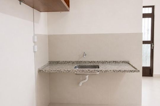 Cozinha de casa para alugar com 1 quarto, 120m² em Cidade Nova, Rio de Janeiro
