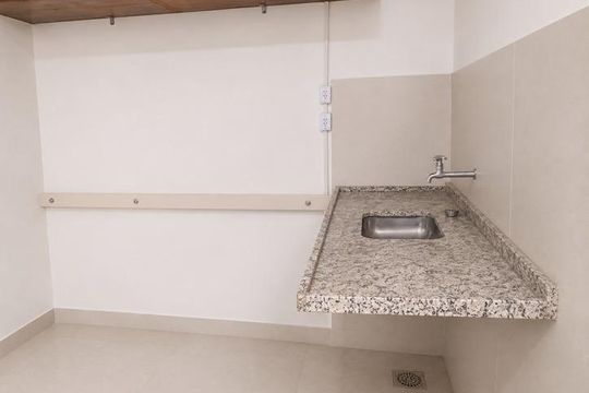 Cozinha de casa para alugar com 1 quarto, 120m² em Cidade Nova, Rio de Janeiro