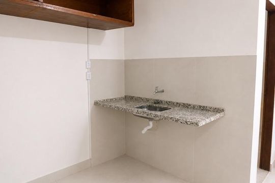 Casa para alugar com 1 quarto, 120m² em Cidade Nova, Rio de Janeiro
