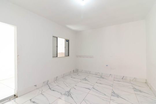 Sala e Área de Serviço de casa para alugar com 1 quarto, 50m² em Jardim Peri, São Paulo