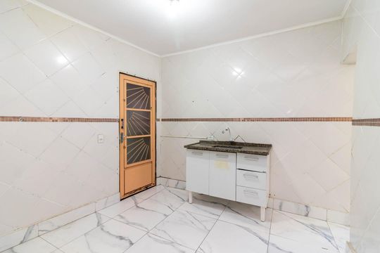 Cozinha de casa para alugar com 1 quarto, 50m² em Jardim Peri, São Paulo