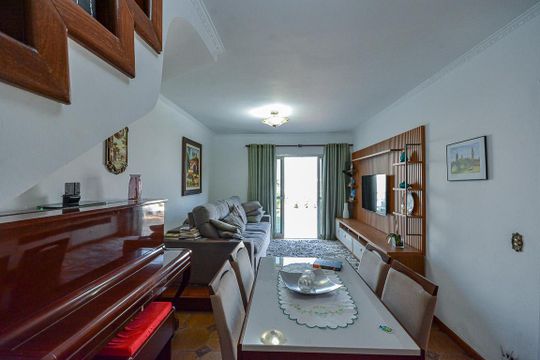 Sala de casa à venda com 3 quartos, 150m² em Vila Campo Grande, São Paulo