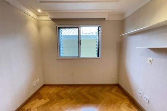 Quarto 3 de casa de condomínio para alugar com 4 quartos, 250m² em Parque dos Principes, São Paulo