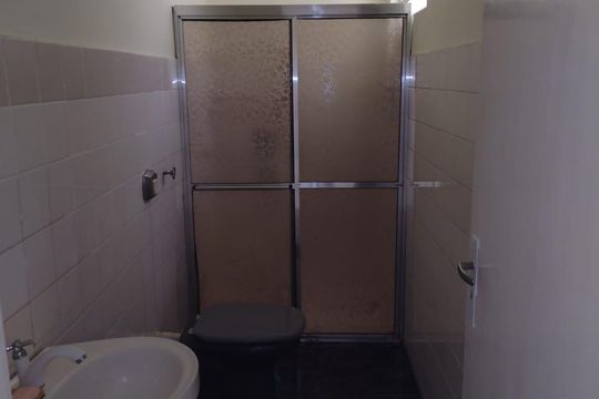 Banheiro de apartamento para alugar com 1 quarto, 71m² em Vila Bom Principio, Cachoeirinha