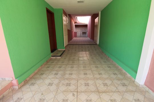 Garagem de casa para alugar com 3 quartos, 100m² em Bosque dos Eucaliptos, São José dos Campos