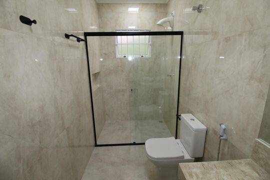 Banheiro de casa para alugar com 3 quartos, 100m² em Bosque dos Eucaliptos, São José dos Campos
