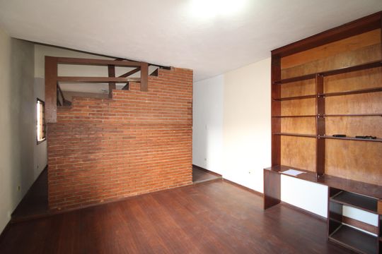 Sala de casa à venda com 3 quartos, 260m² em Vila Renato, São Paulo