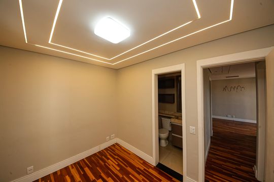Apartamento à venda com 2 quartos, 63m² em Jardim Nove de Julho, São Paulo