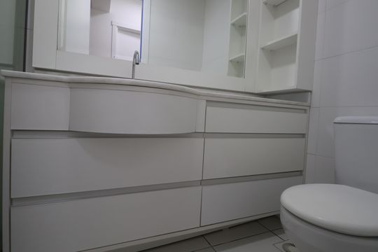 Banheiro  de apartamento para alugar com 3 quartos, 76m² em Marechal Rondon, Canoas