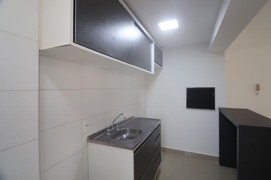 Cozinha - Armários de apartamento para alugar com 3 quartos, 76m² em Marechal Rondon, Canoas