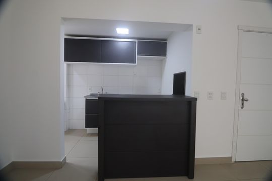 Cozinha - Armários de apartamento para alugar com 3 quartos, 76m² em Marechal Rondon, Canoas
