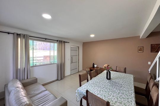 Sala de casa para alugar com 3 quartos, 151m² em Recreio dos Bandeirantes, Rio de Janeiro