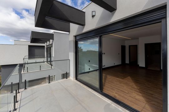 Casa de Condomínio à venda com 5 quartos, 560m² em Chácara Silveira Ramos, Nova Lima