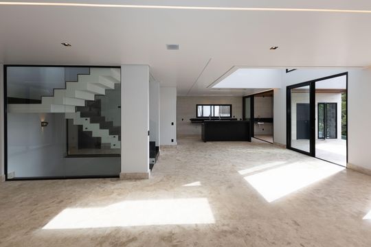 Sala 1 de casa de condomínio à venda com 5 quartos, 560m² em Chácara Silveira Ramos, Nova Lima