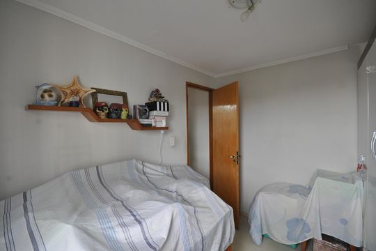 Quarto 2 de apartamento à venda com 2 quartos, 49m² em Vila Irmaos Arnoni, São Paulo