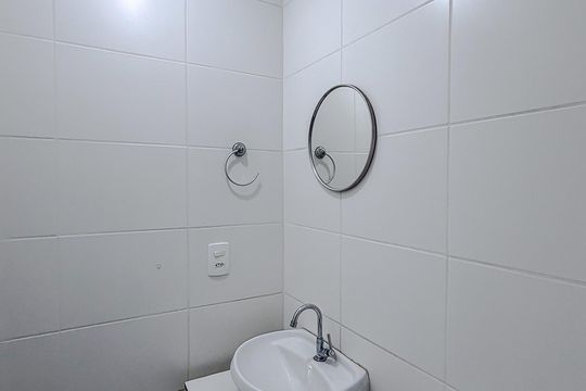 Banheiro de apartamento à venda com 2 quartos, 32m² em Cambuci, São Paulo