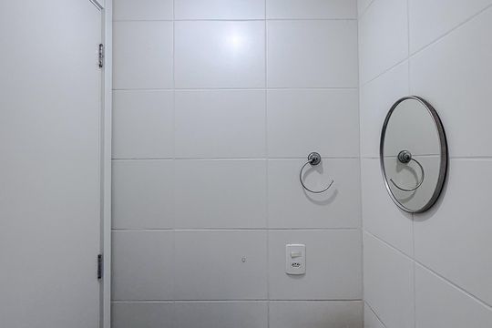 Banheiro de apartamento à venda com 2 quartos, 32m² em Cambuci, São Paulo