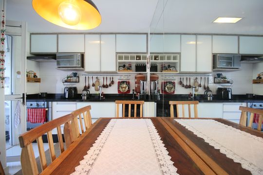 Sala de Jantar de apartamento à venda com 2 quartos, 48m² em Vila Andrade, São Paulo