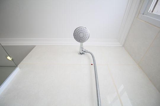 Banheiro  de apartamento à venda com 2 quartos, 48m² em Vila Andrade, São Paulo