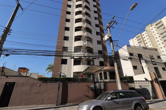 Fachada de apartamento para alugar com 2 quartos, 48m² em Campestre, Santo André