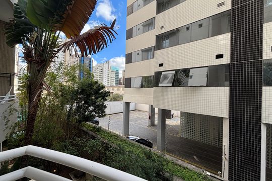 Varanda de apartamento para alugar com 1 quarto, 56m² em Itaim Bibi, São Paulo