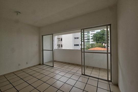 Apartamento para alugar com 3 quartos, 120m² em Itaigara, Salvador