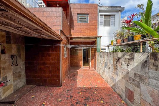Casa à venda com 3 quartos, 130m² em Ipiranga, São Paulo