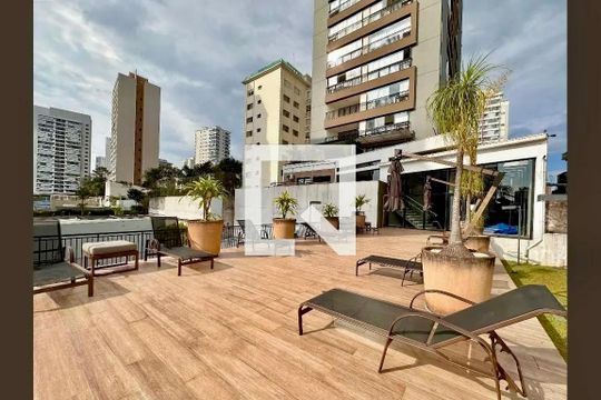 Piscina de kitnet/studio à venda com 1 quarto, 38m² em Campo Belo, São Paulo