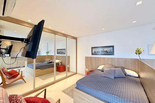 Quarto de kitnet/studio à venda com 1 quarto, 38m² em Campo Belo, São Paulo