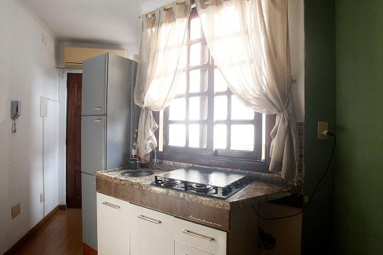 Cozinha de apartamento para alugar com 1 quarto, 40m² em Centro Histórico, Porto Alegre