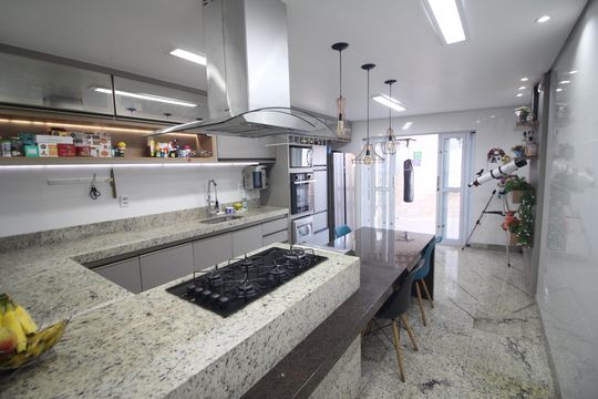 Cozinha de casa à venda com 3 quartos, 500m² em Riacho das Pedras, Contagem