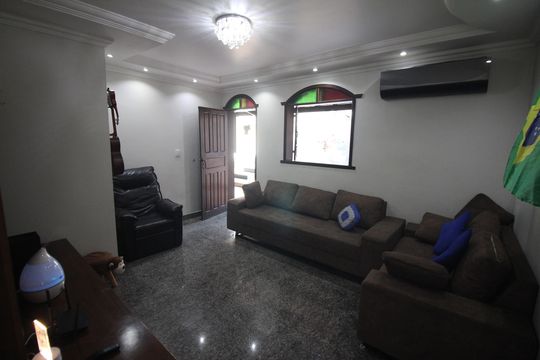 Sala de casa à venda com 3 quartos, 500m² em Riacho das Pedras, Contagem