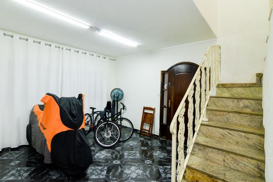 Sala de casa à venda com 3 quartos, 200m² em Vila Galvão, Guarulhos