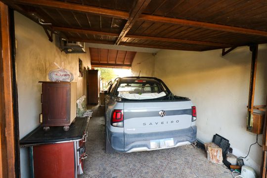 Garagem de casa à venda com 4 quartos, 233m² em Cristal, Porto Alegre