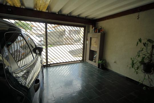 Garagem  de casa à venda com 2 quartos, 181m² em Vila Santa Luzia, São Bernardo do Campo