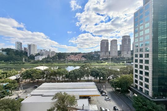 Vista  Quarto 3 de apartamento à venda com 3 quartos, 93m² em Itaim Bibi, São Paulo