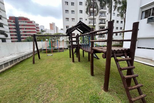 Área comum de apartamento para alugar com 3 quartos, 144m² em Real Parque, São Paulo
