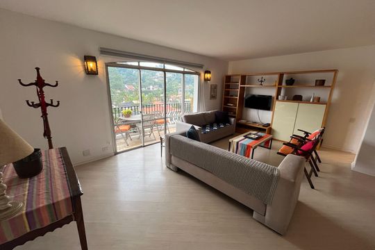 Apartamento para alugar com 3 quartos, 144m² em Real Parque, São Paulo