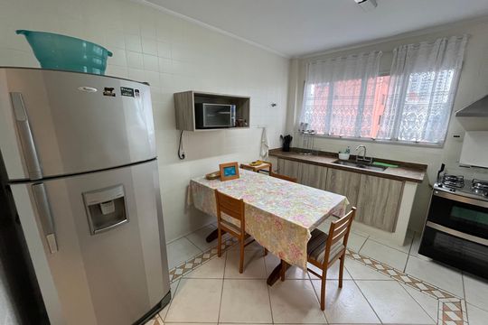 Cozinha de apartamento para alugar com 3 quartos, 144m² em Real Parque, São Paulo