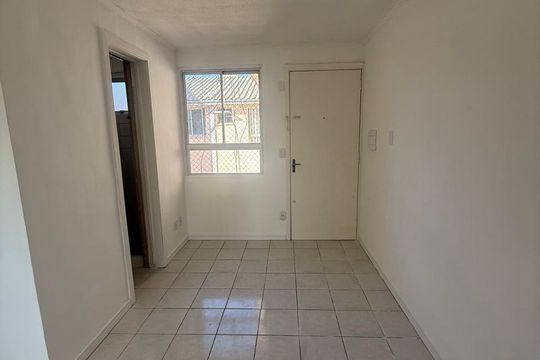 Apartamento à venda com 2 quartos, 42m² em Rubem Berta, Porto Alegre